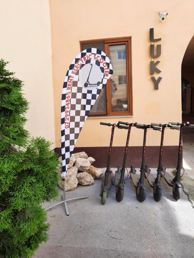 Apartament Luky13 Braszów Zewnętrze zdjęcie